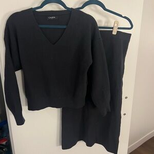Few Moda/Caara - Dark grey sweater matching set (L) - NWOT